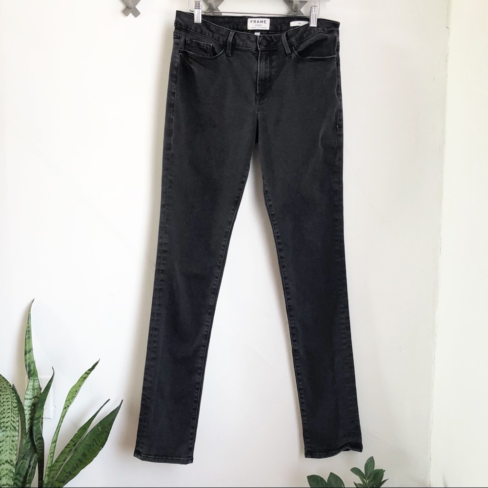 Frame Inez Straight Leg Jeans in Black